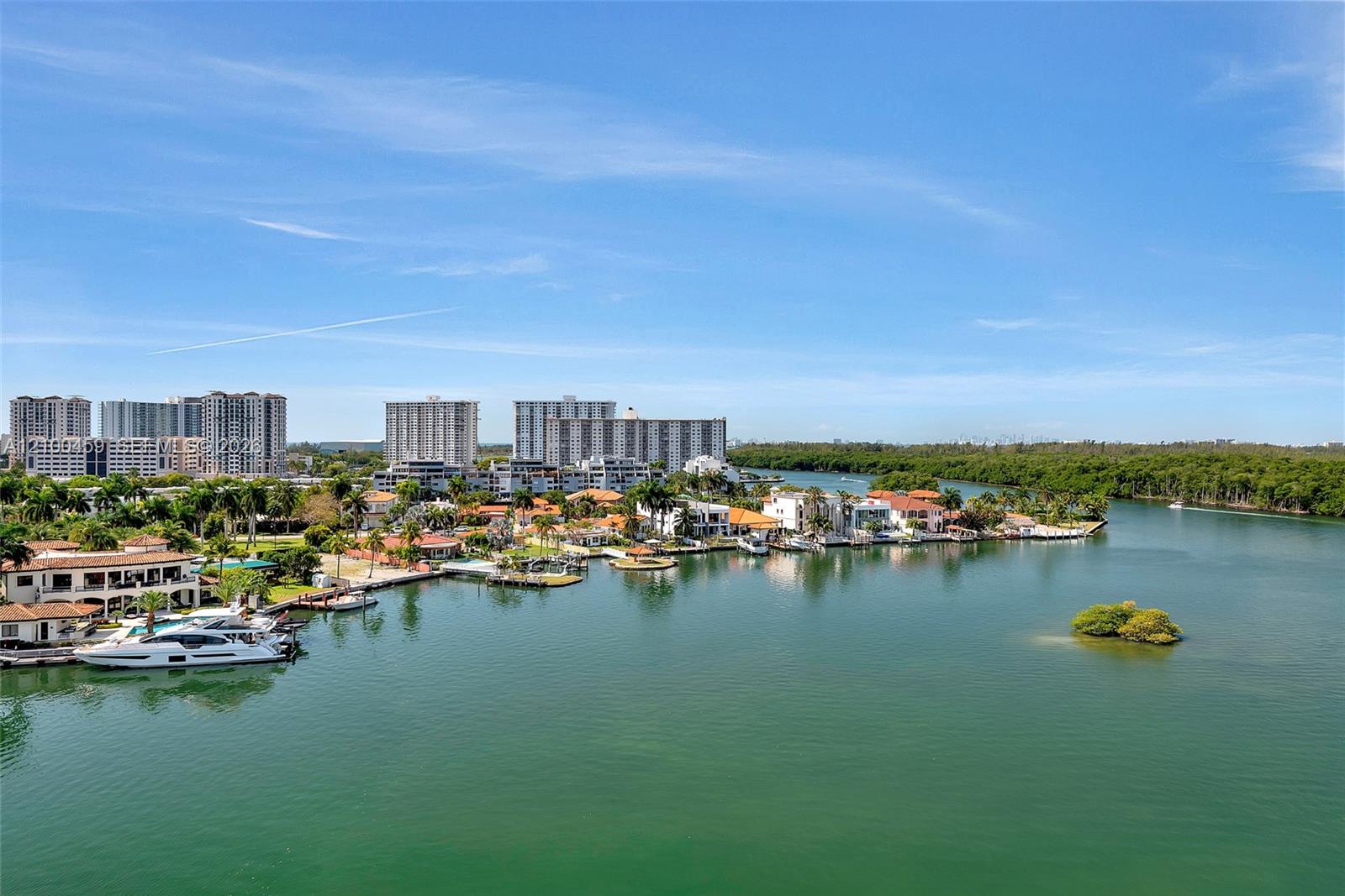 400 Sunny Isles Boulevard 917 Property Photo 1