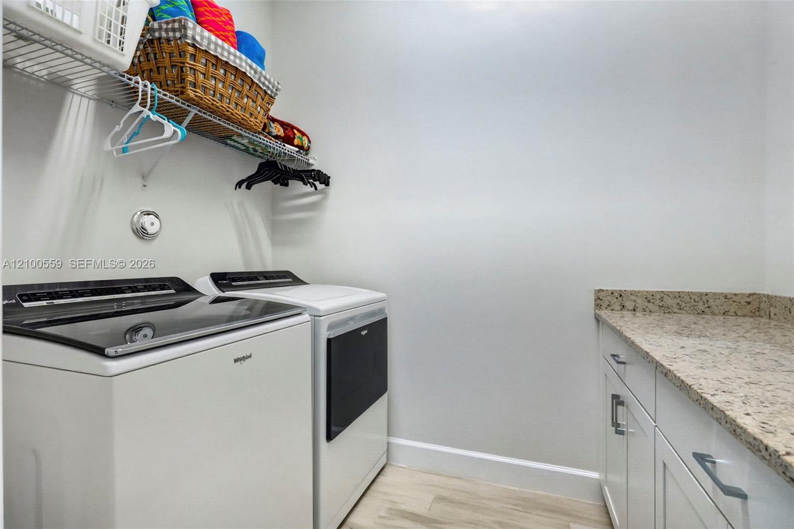 15672 Goldfinch Circle Property Photo 48