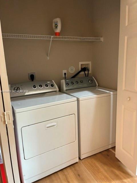 2551 Sw 99th Way Property Photo 12