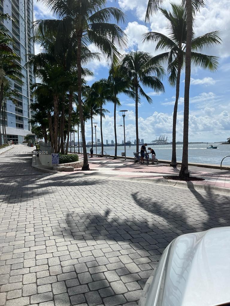 335 S Biscayne Boulevard 3500 Property Photo 2