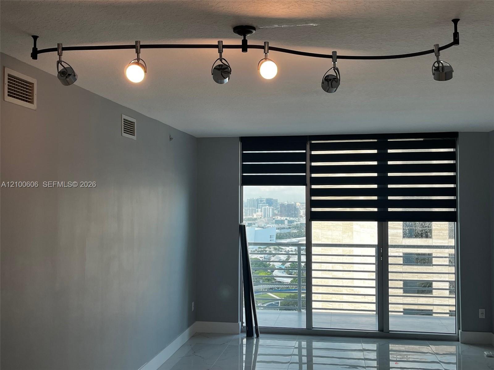 335 S Biscayne Boulevard 3500 Property Photo 3