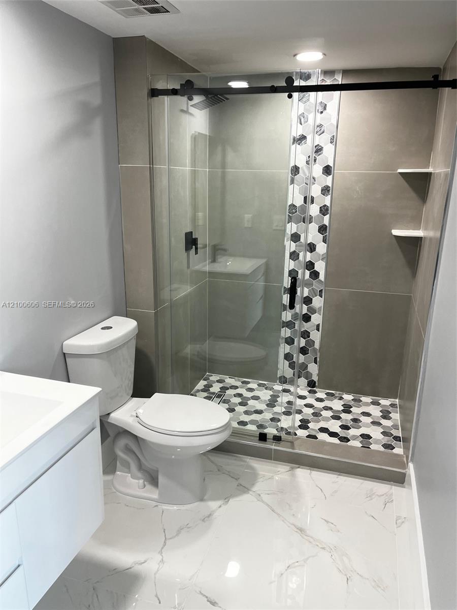 335 S Biscayne Boulevard 3500 Property Photo 15