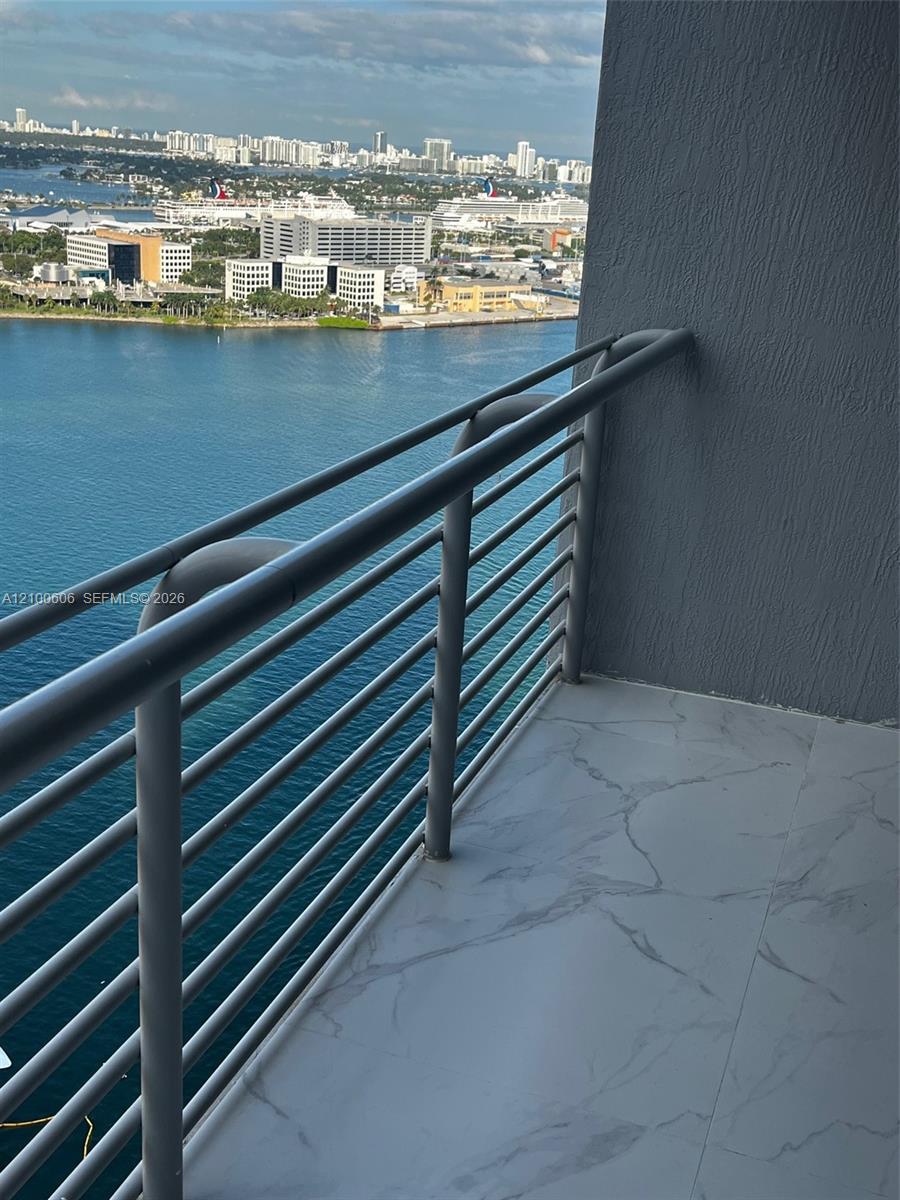 335 S Biscayne Boulevard 3500 Property Photo 20