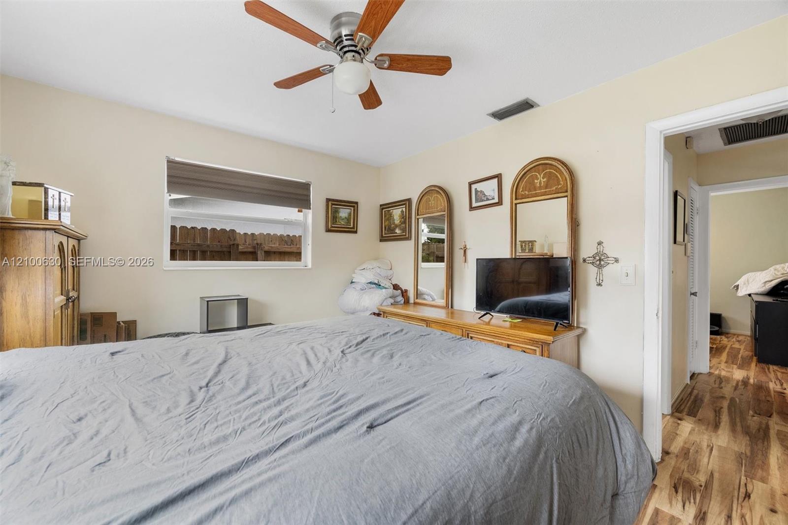 540 S Rainbow Drive Property Photo 16