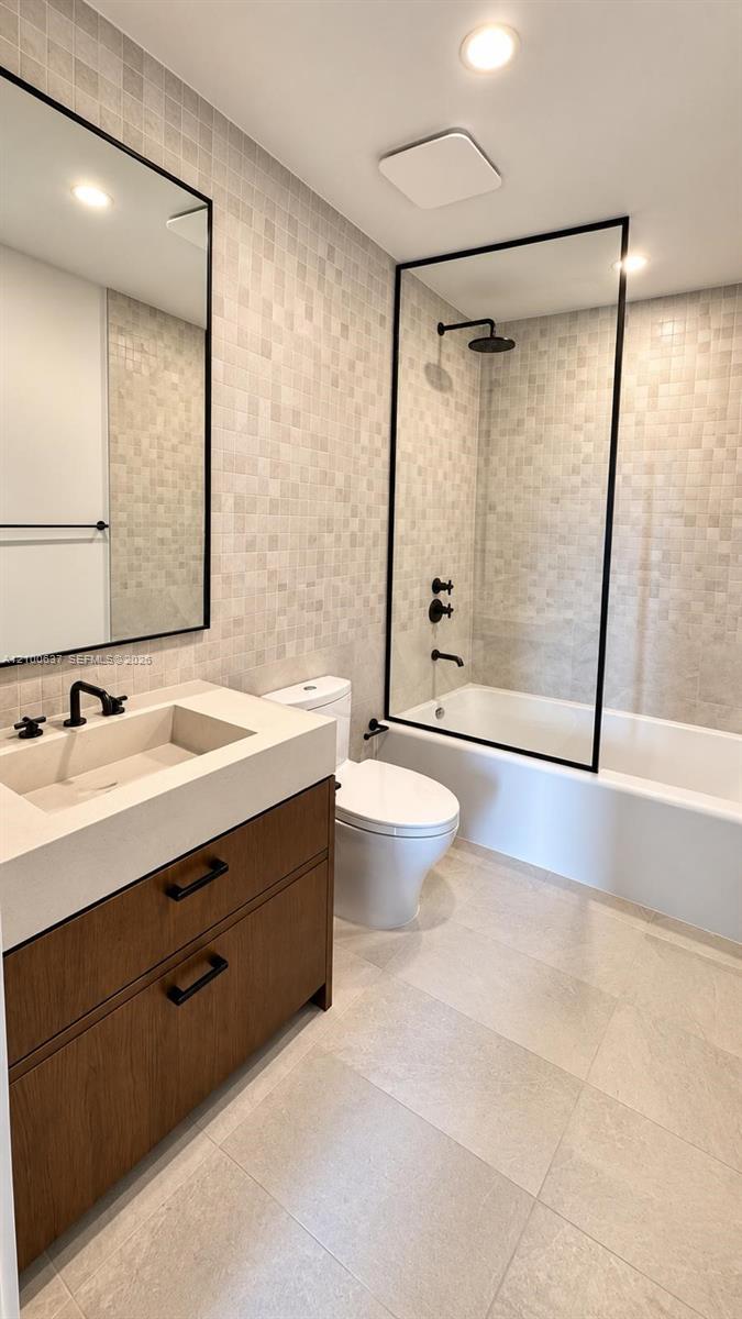 2200 Brickell Avenue 316 Property Photo 11