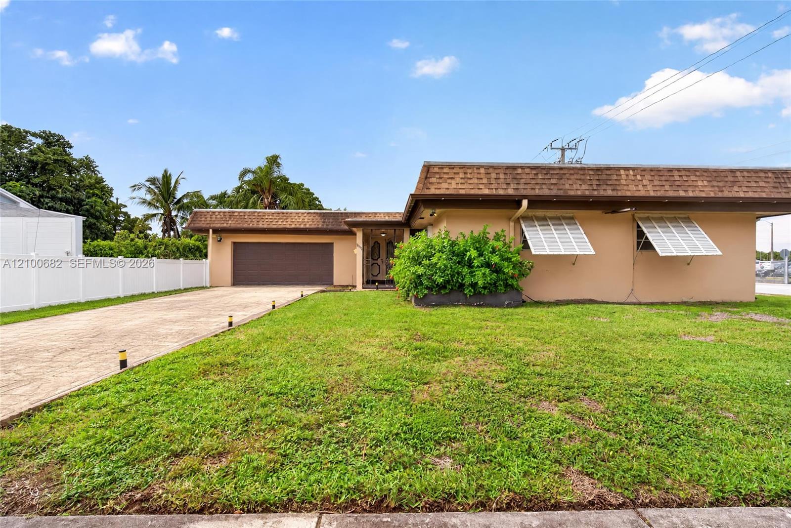 8402 SW 102nd Court Property Photo 1
