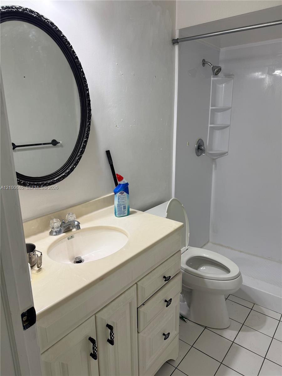 1420 Sw 28th Avenue 6 Property Photo 8