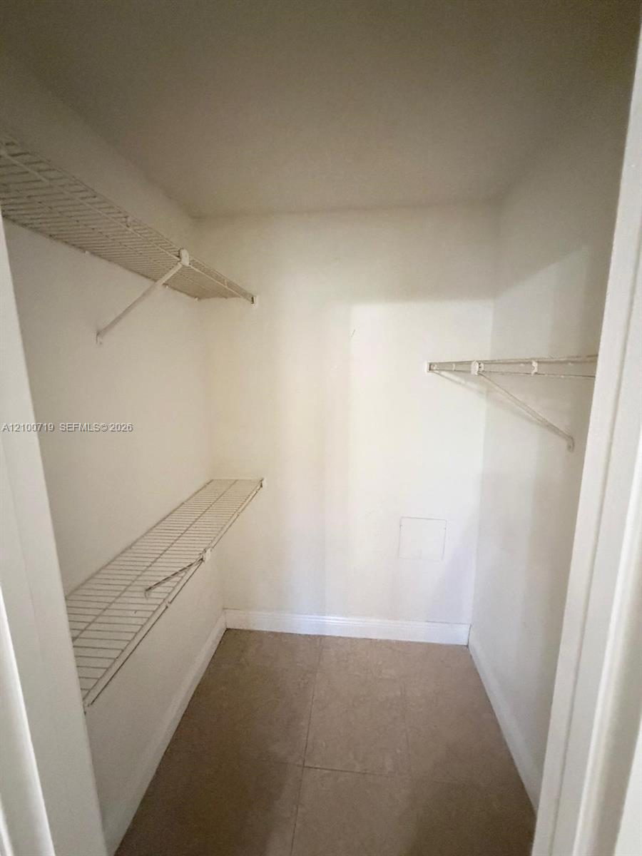 3450 N Pinewalk Drive N 424 Property Photo 11