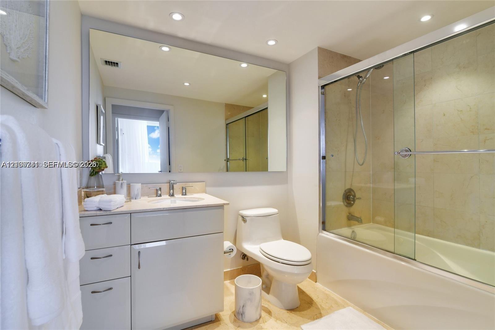 6365 Collins Avenue 2810 Property Photo 7