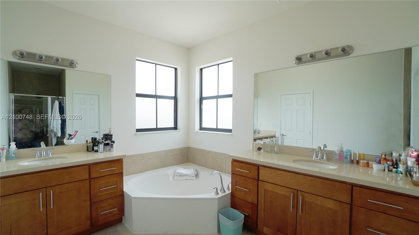 10401 Nw 61st Lane Property Photo 27