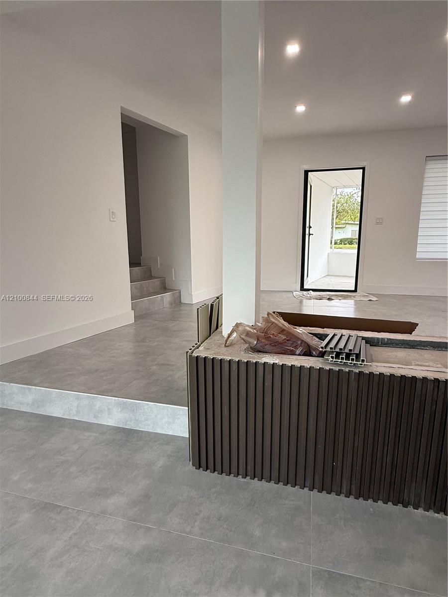 12615 N Miami Avenue Property Photo 10