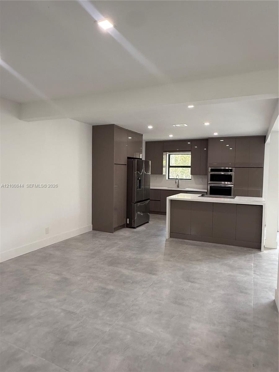 12615 N Miami Avenue Property Photo 16