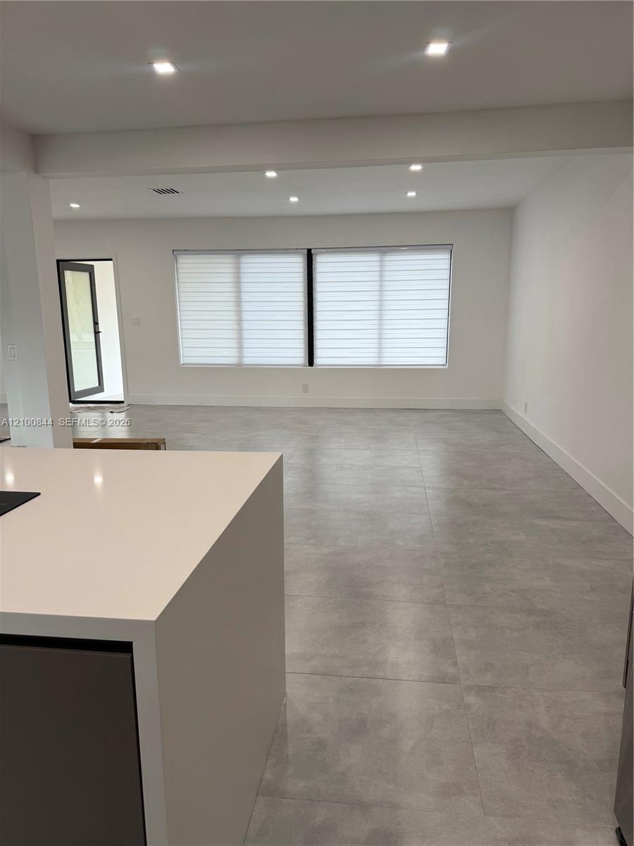 12615 N Miami Avenue Property Photo 31