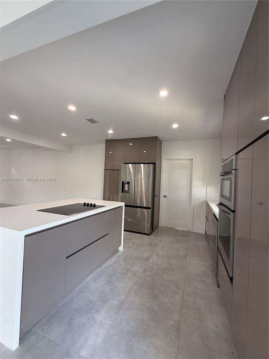 12615 N Miami Avenue Property Photo 34