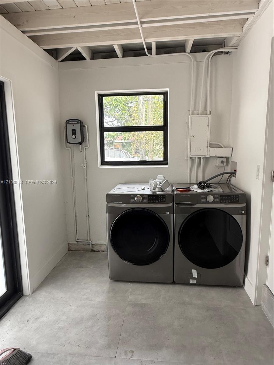 12615 N Miami Avenue Property Photo 37