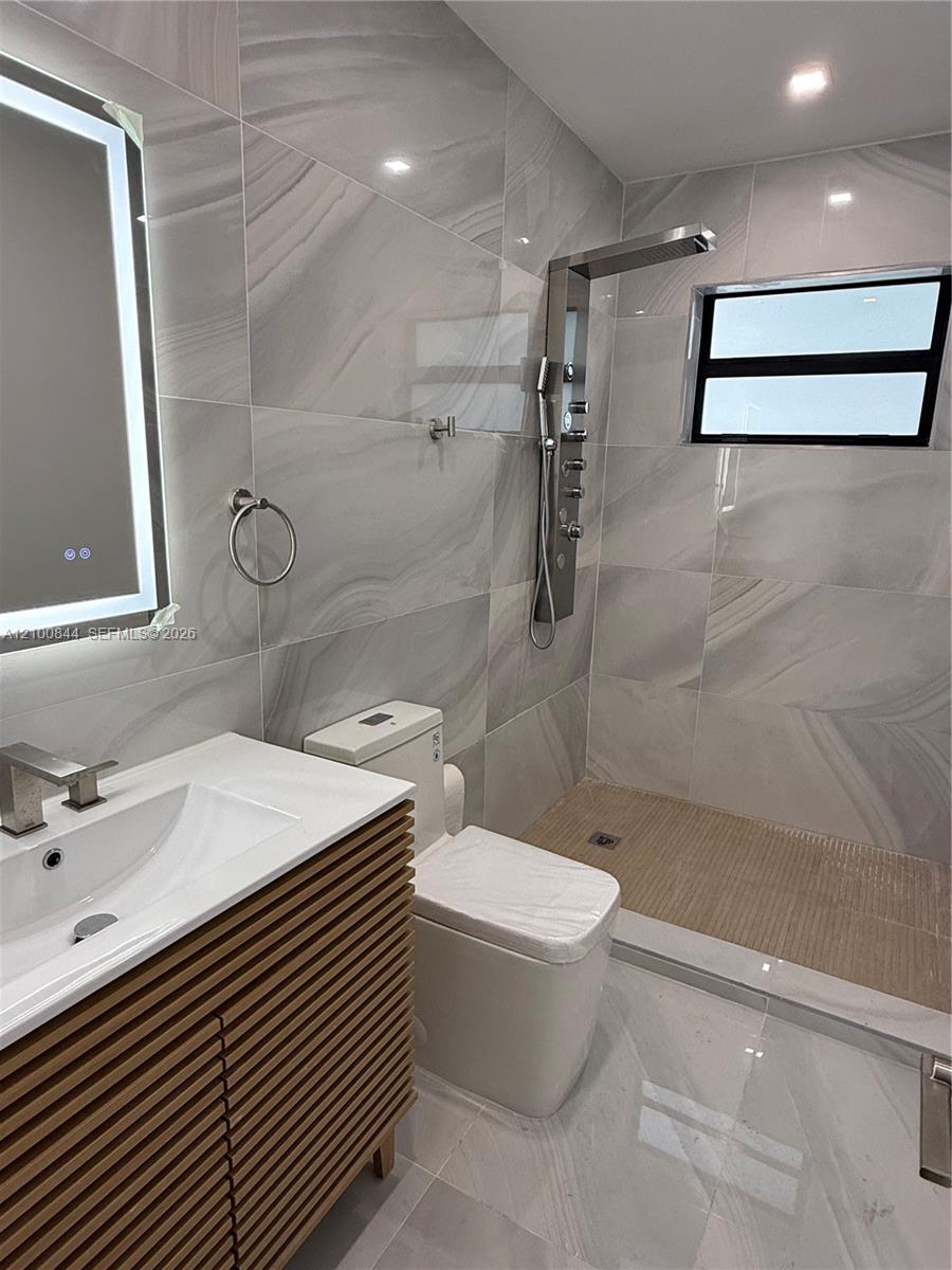 12615 N Miami Avenue Property Photo 43