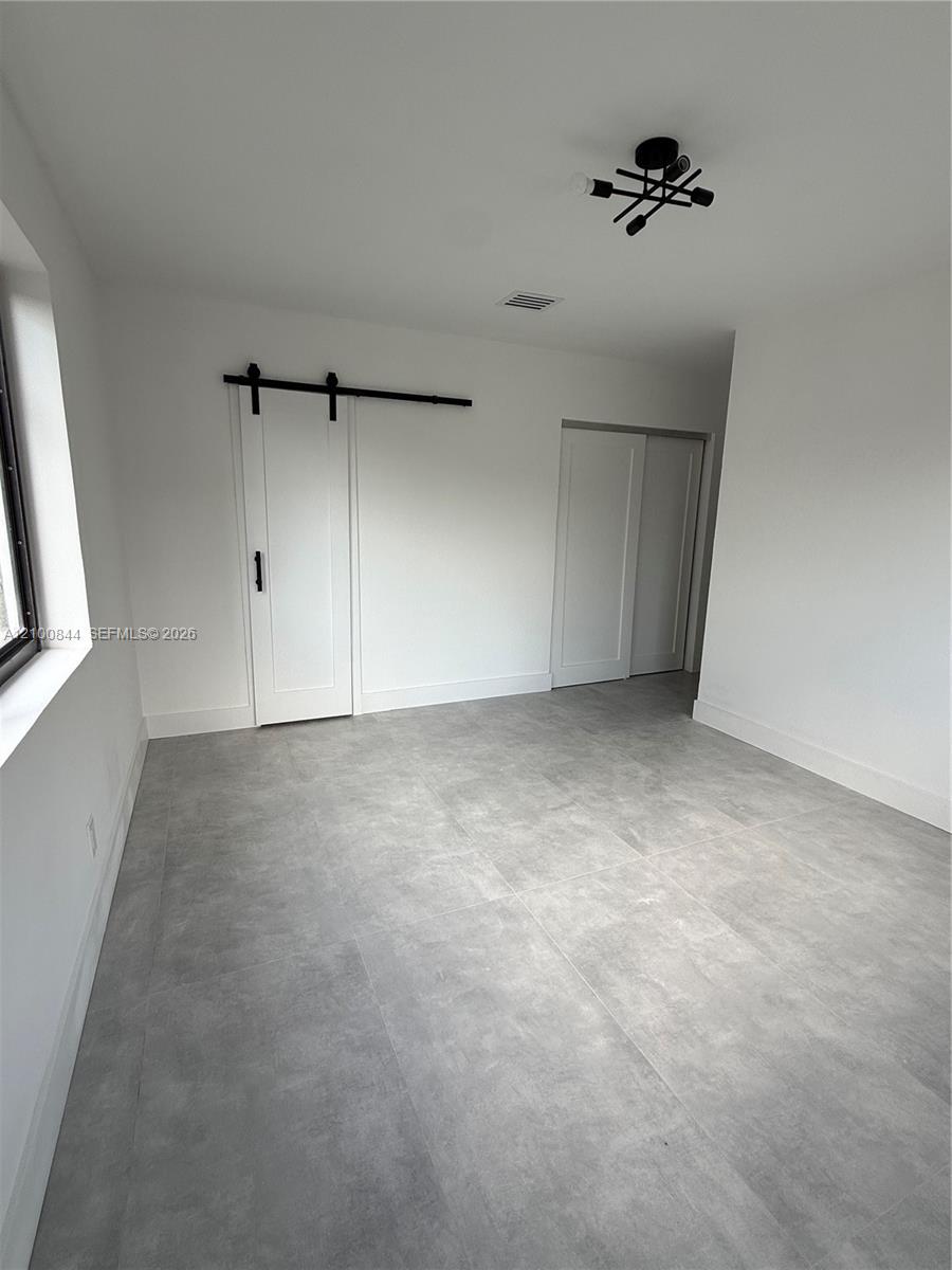 12615 N Miami Avenue Property Photo 44
