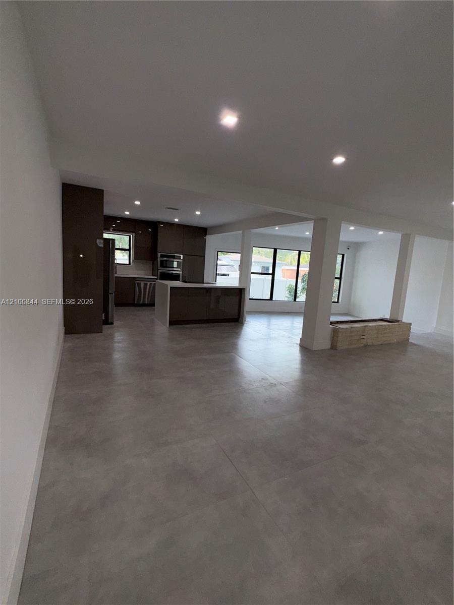 12615 N Miami Avenue Property Photo 53