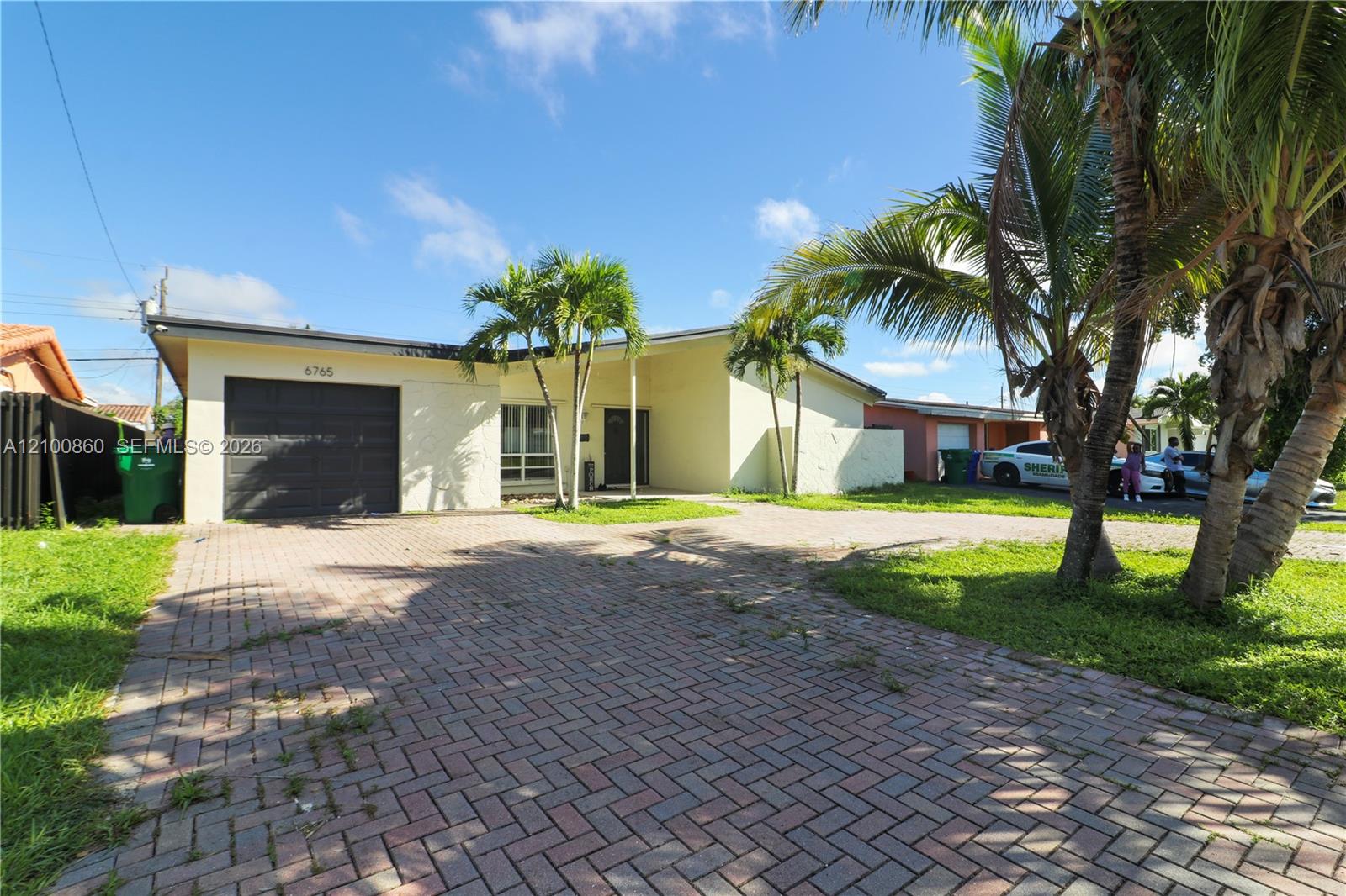 6765 Ixora Drive Property Photo 1
