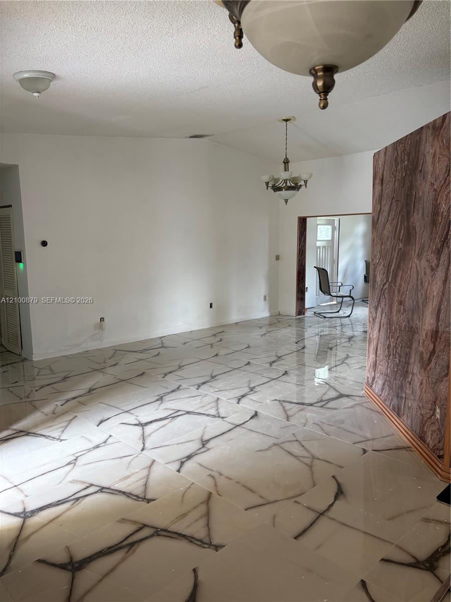 20205 Sw 79th Court Property Photo 6