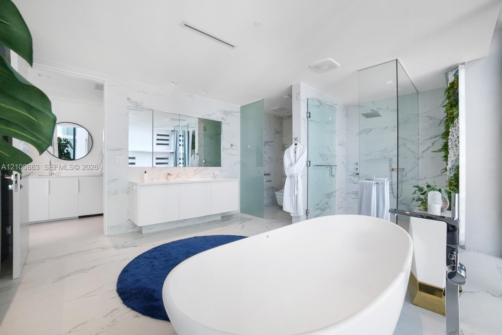 1000 Biscayne Boulevard 3302 Property Photo 11