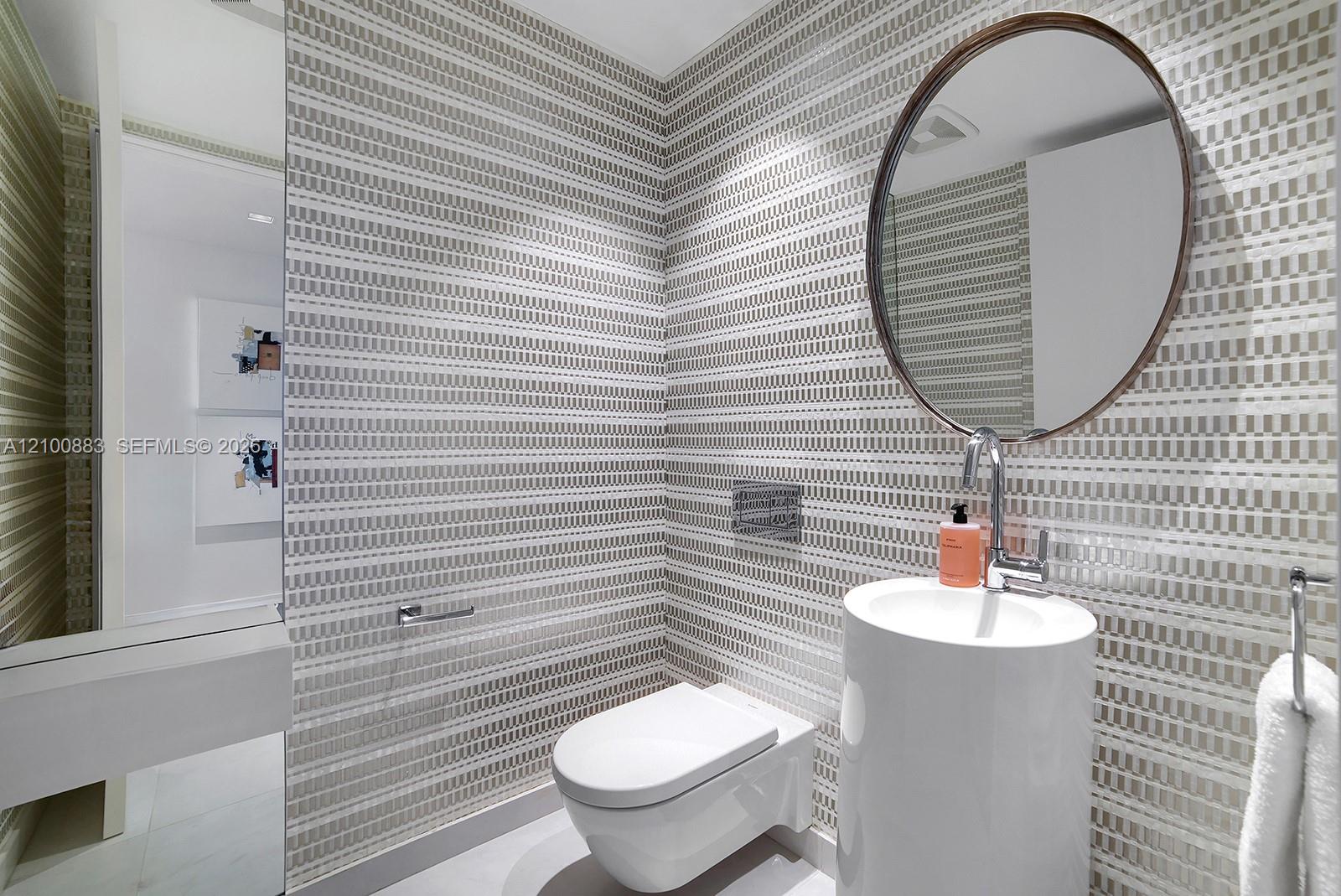 1000 Biscayne Boulevard 3302 Property Photo 20