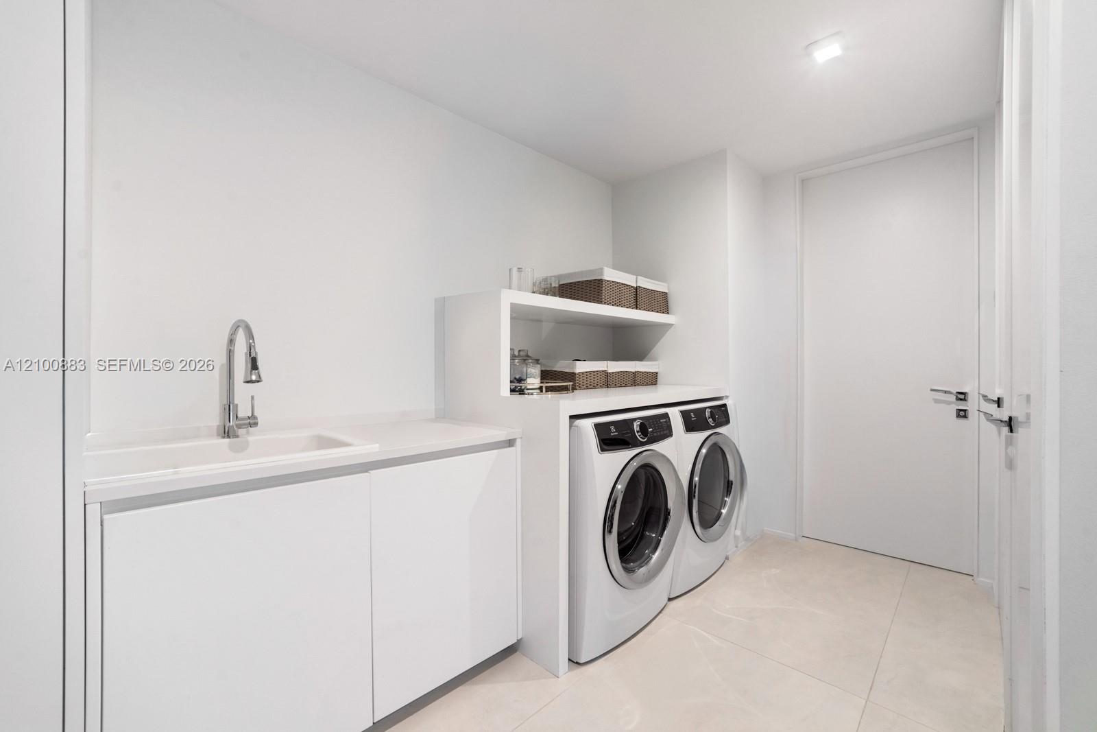 1000 Biscayne Boulevard 3302 Property Photo 21
