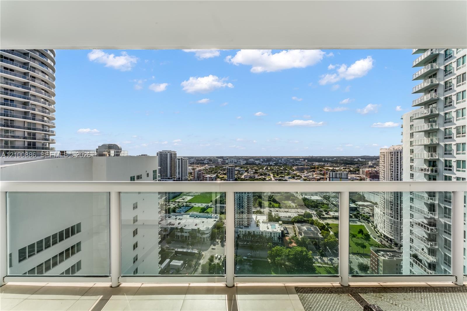 1800 N Bayshore Drive 4006 Property Photo 19