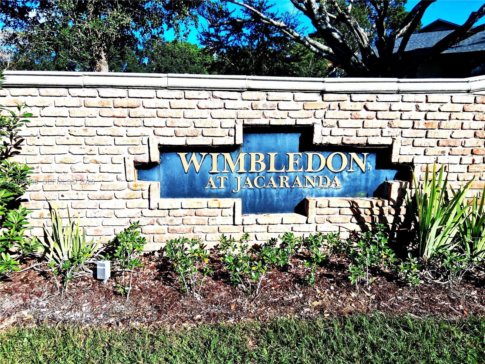108 Wimbledon Lake Drive Property Photo 1