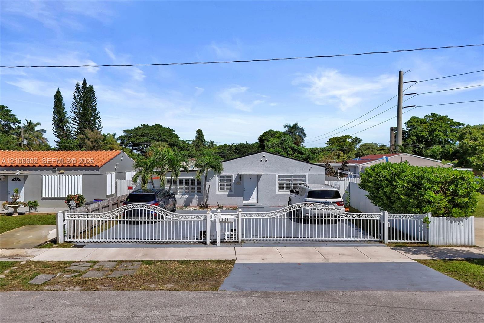 2405 Funston Property Photo 7