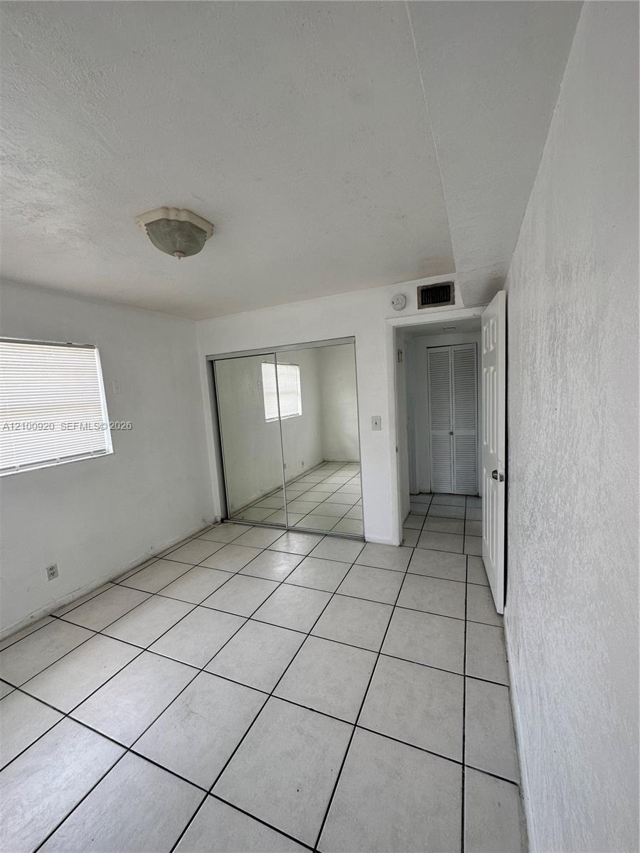 2534 Nw 139th Street 3 Property Photo 6