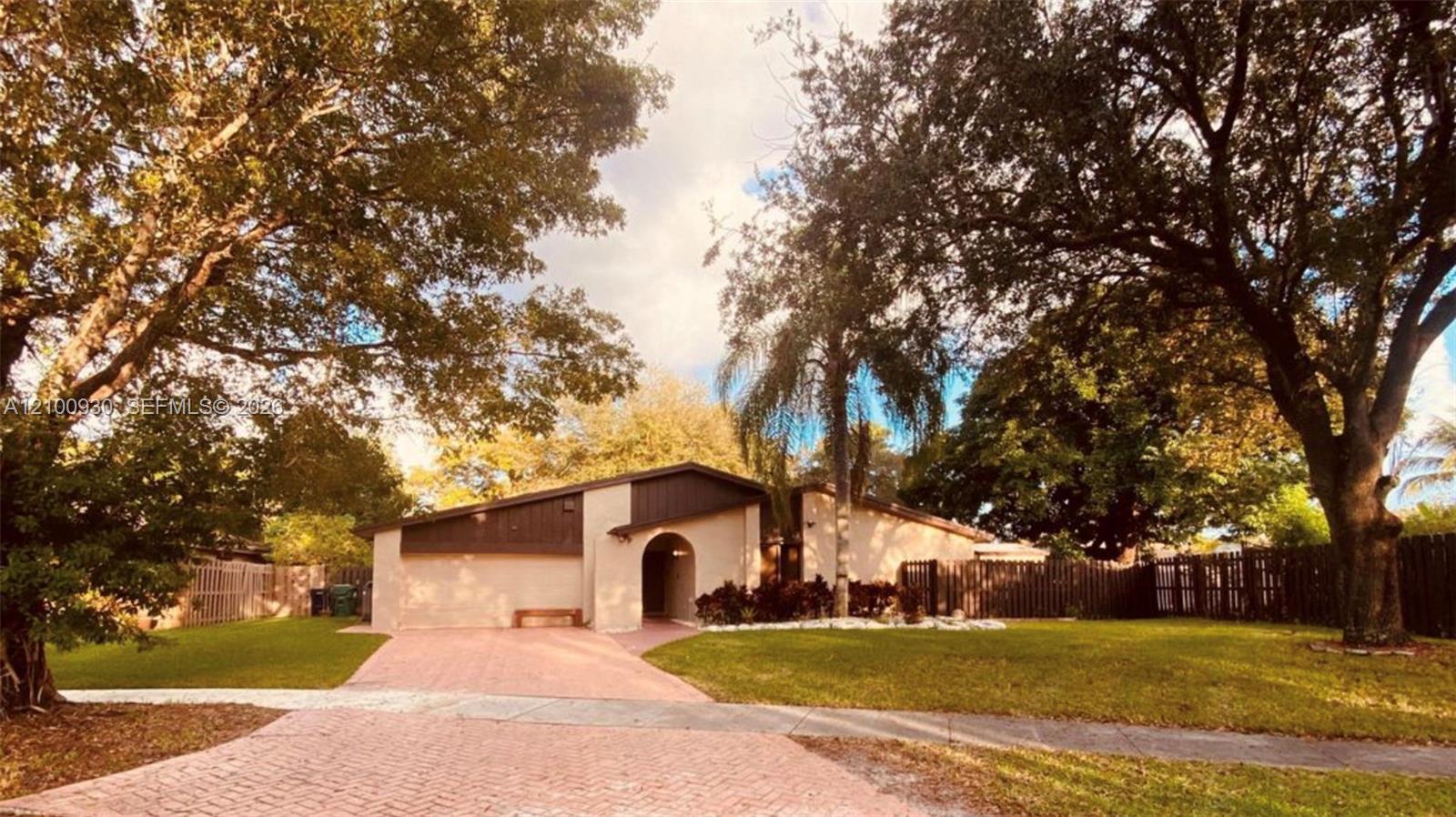 10705 Sw 134th Court Property Photo 1
