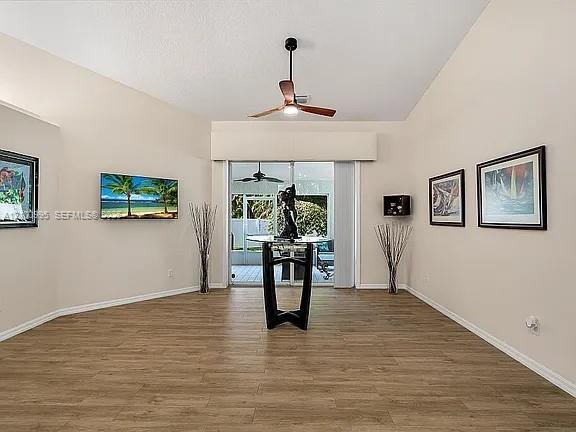 4065 9th Place Property Photo 4