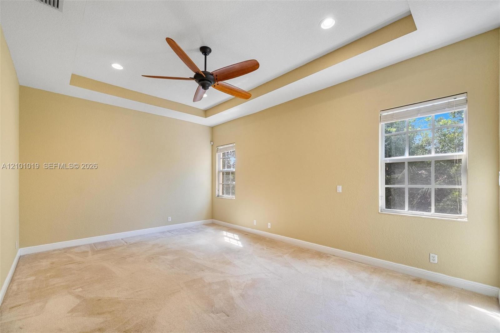4685 Lakeside Terrace Property Photo 26