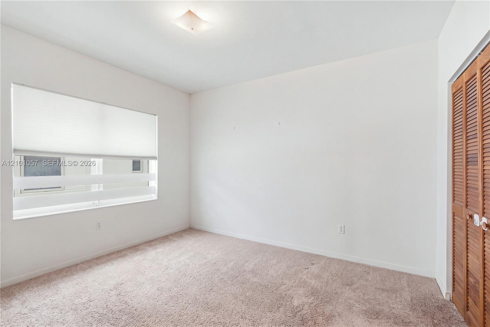 1542 Drexel Avenue 301 Property Photo 23