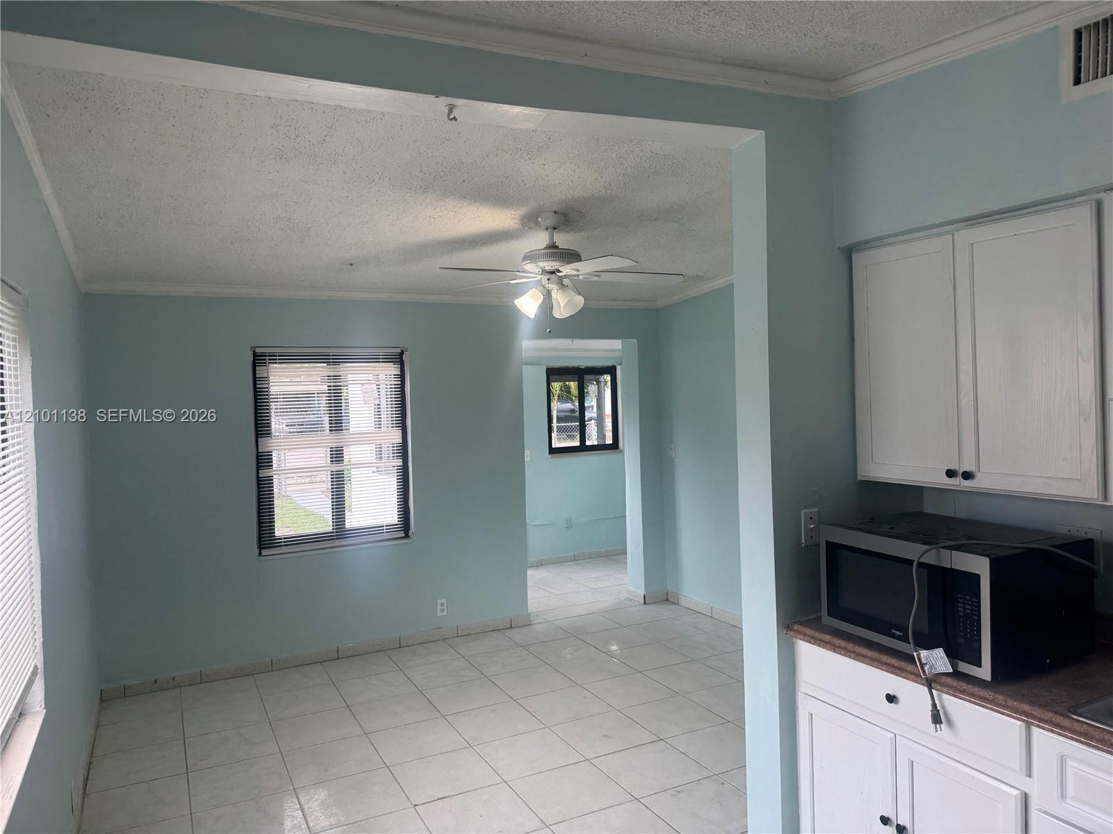 2130 Rutland Street Property Photo 7
