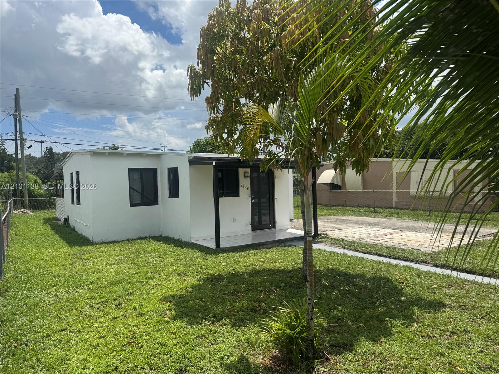 2130 Rutland Street Property Photo 15