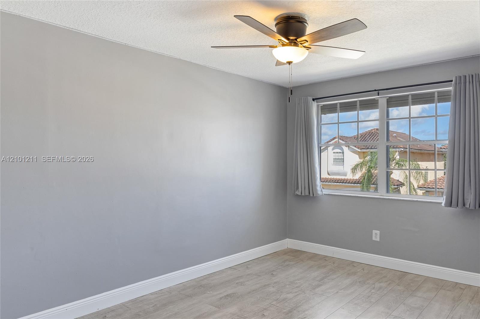 14739 Sw 132nd Place Property Photo 11