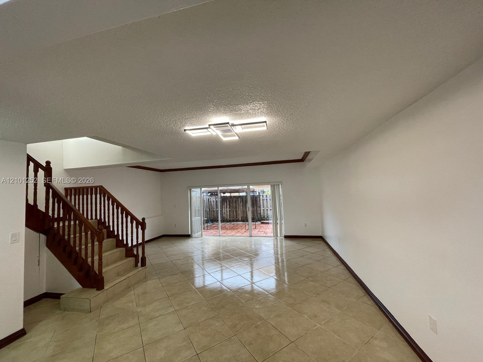 14255 Sw 57th Lane 8-1 Property Photo 4