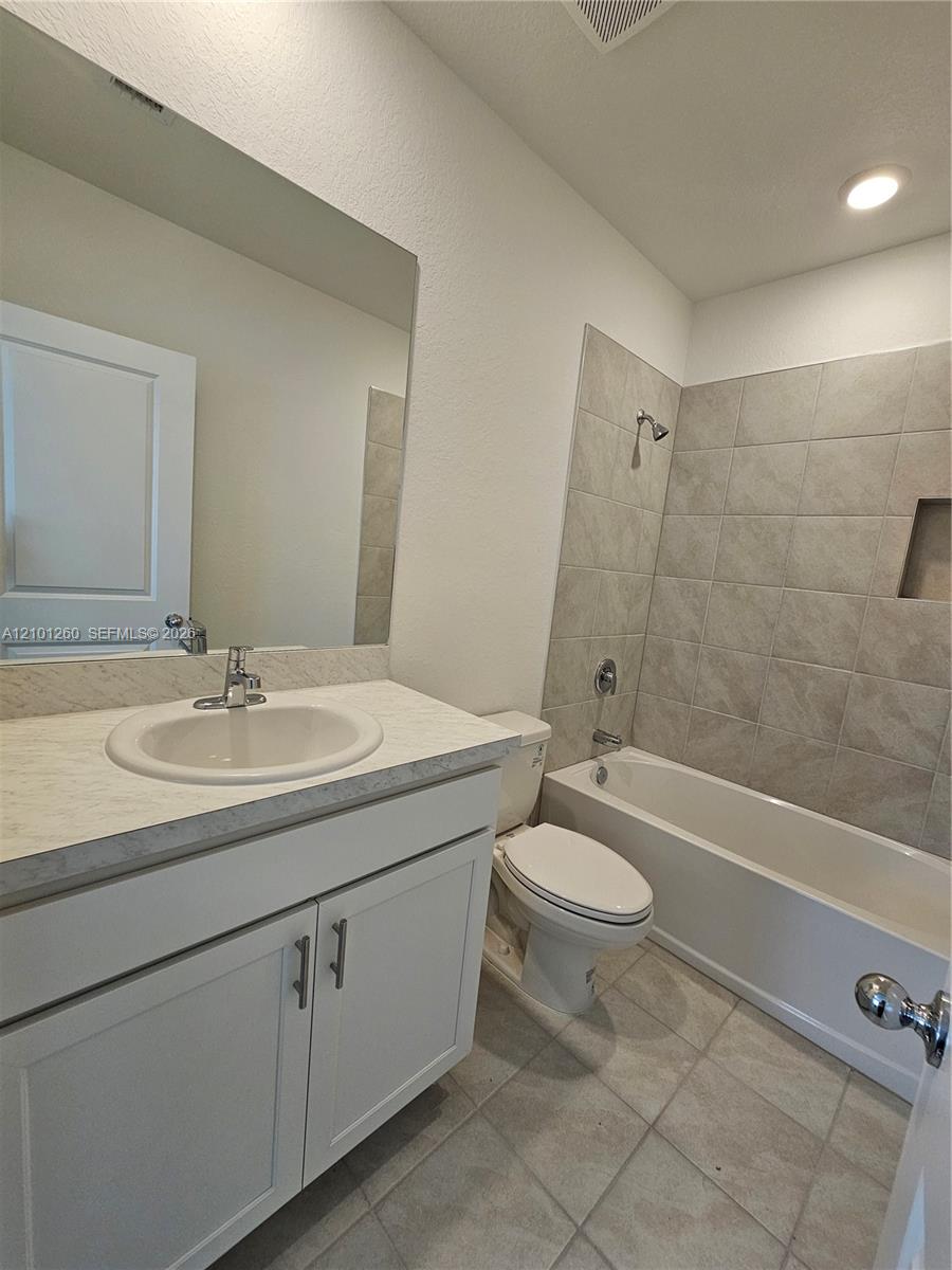 481 Ne 15th Street Property Photo 11