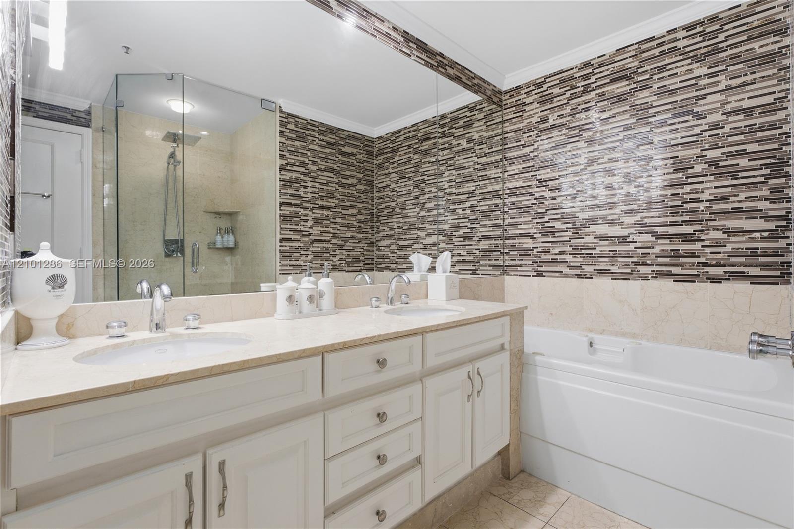 808 Brickell Key Drive 1106 Property Photo 13