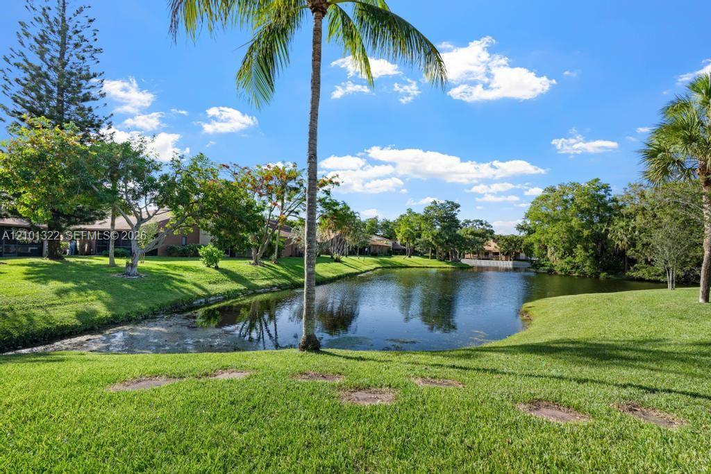 6185 Live Oak Court C Property Photo 25