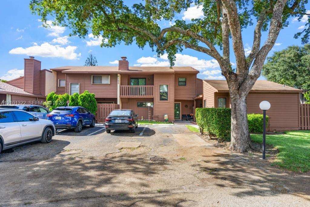 6185 Live Oak Court C Property Photo 32