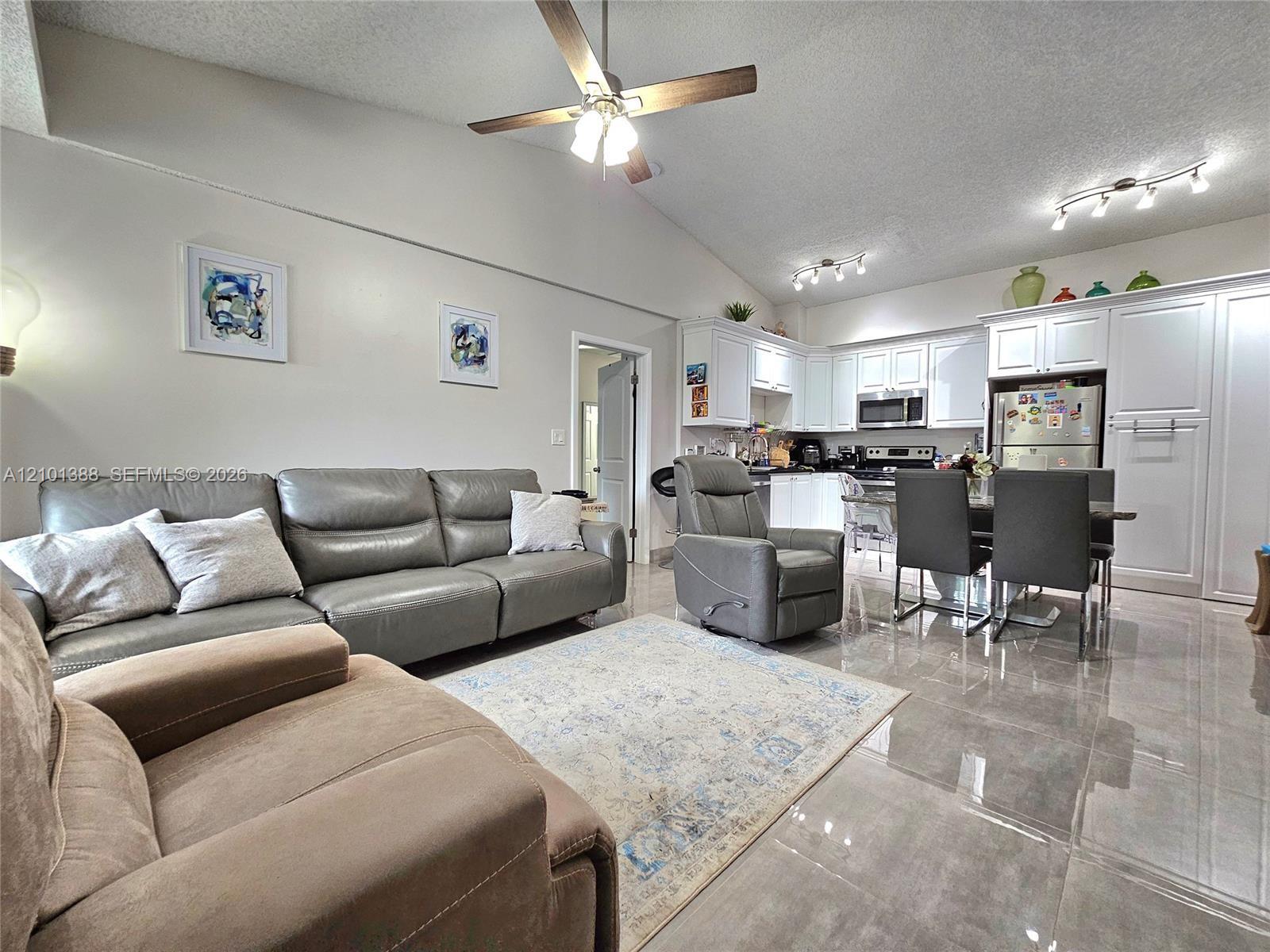 841 Lyons Road 24205 Property Photo 4
