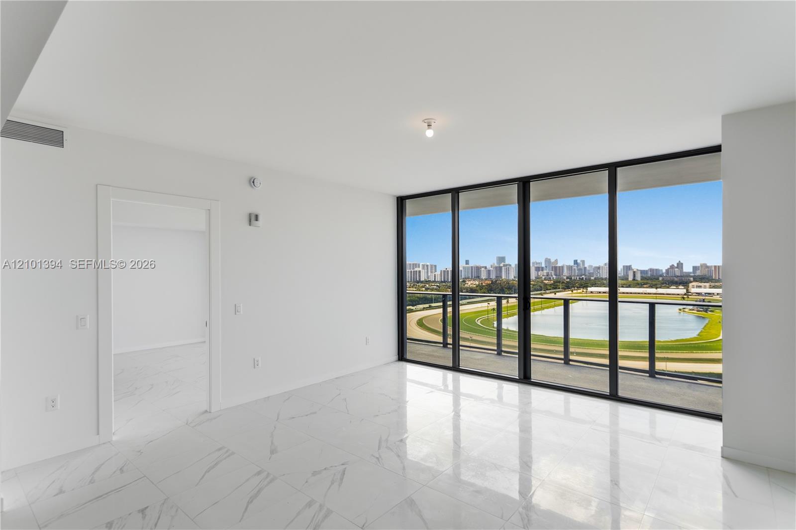 1170 E Hallandale Beach Boulevard 1811 Property Photo 12