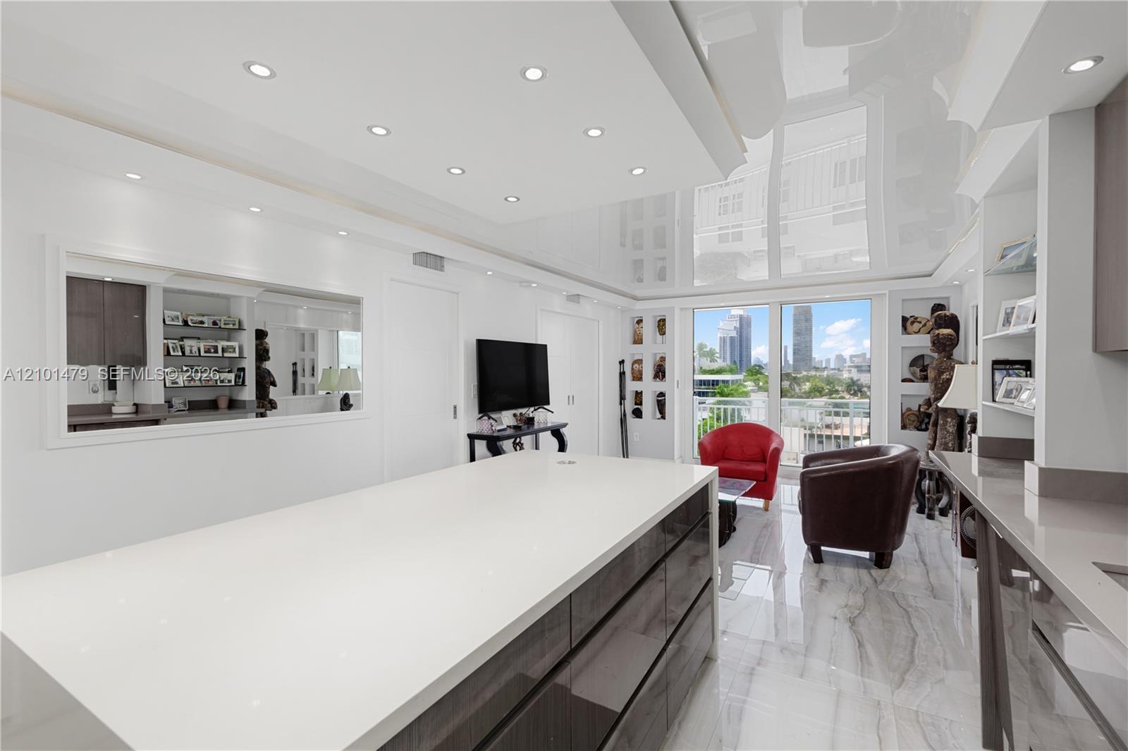 345 Ocean Drive 705 Property Photo 17