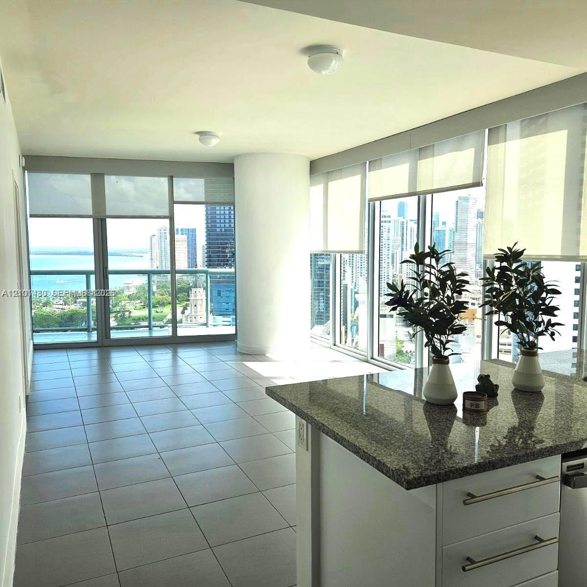 888 Biscayne Boulevard 3001 Property Photo 5