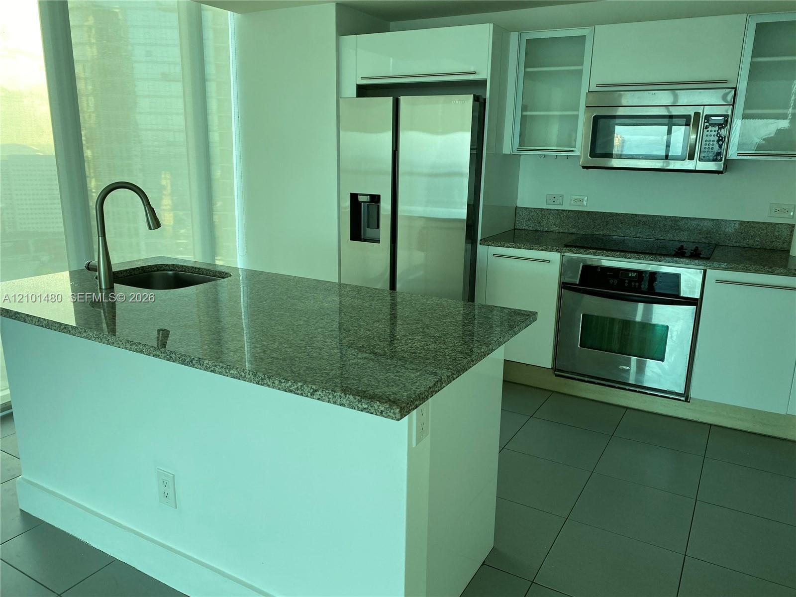 888 Biscayne Boulevard 3001 Property Photo 7
