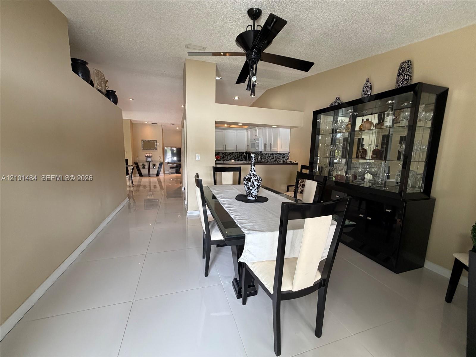17819 Nw 66th Ct Circle Property Photo 6
