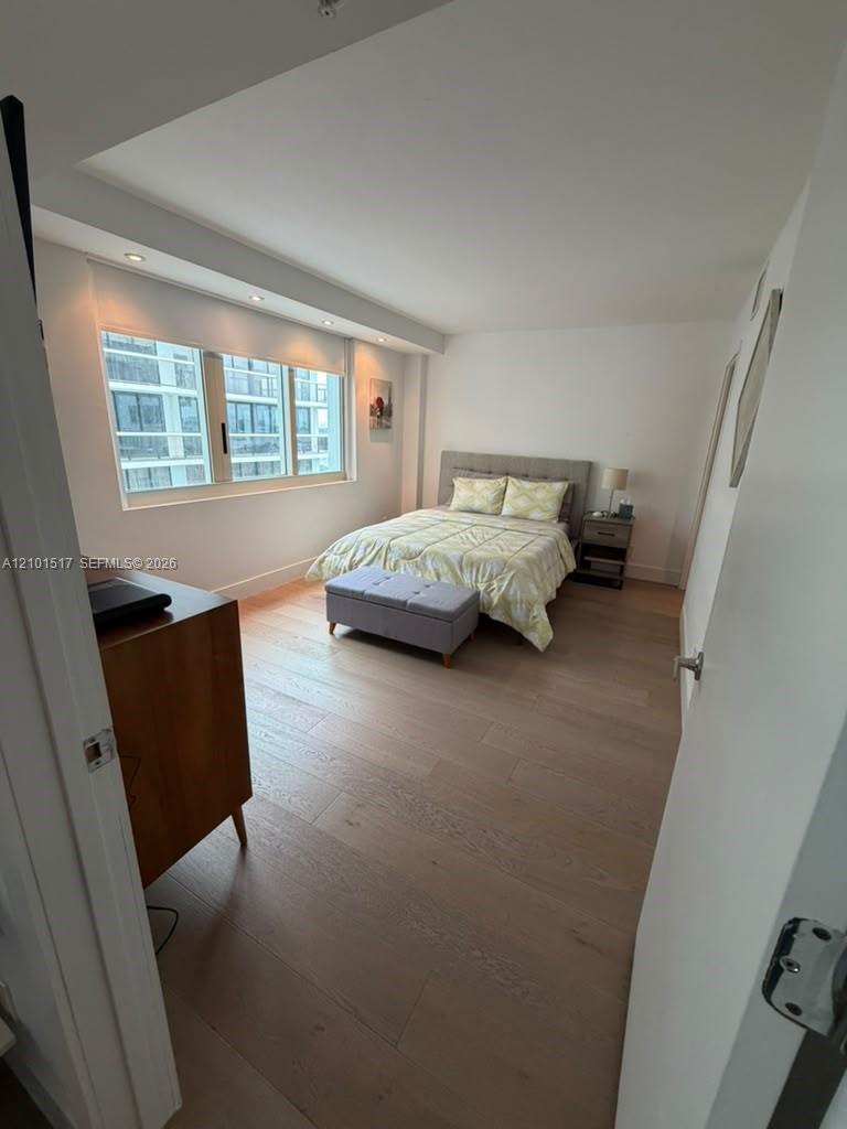 9499 Collins Avenue 907 Property Photo 6